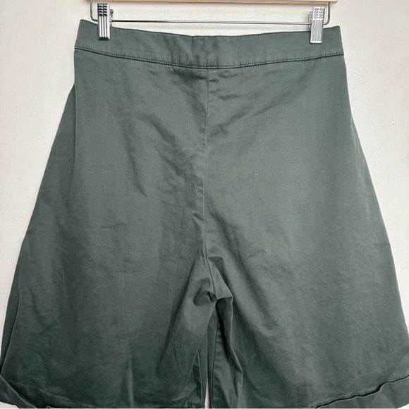KOTN Green Women's Shorts Bermudas - Picture 13 of 14